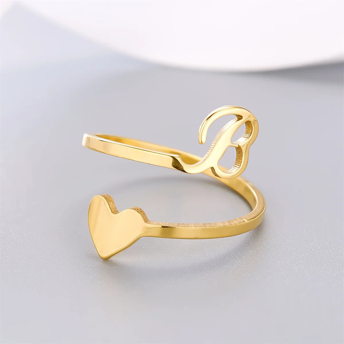 Bague Coeur Initiale Ajustable Lovélia™
