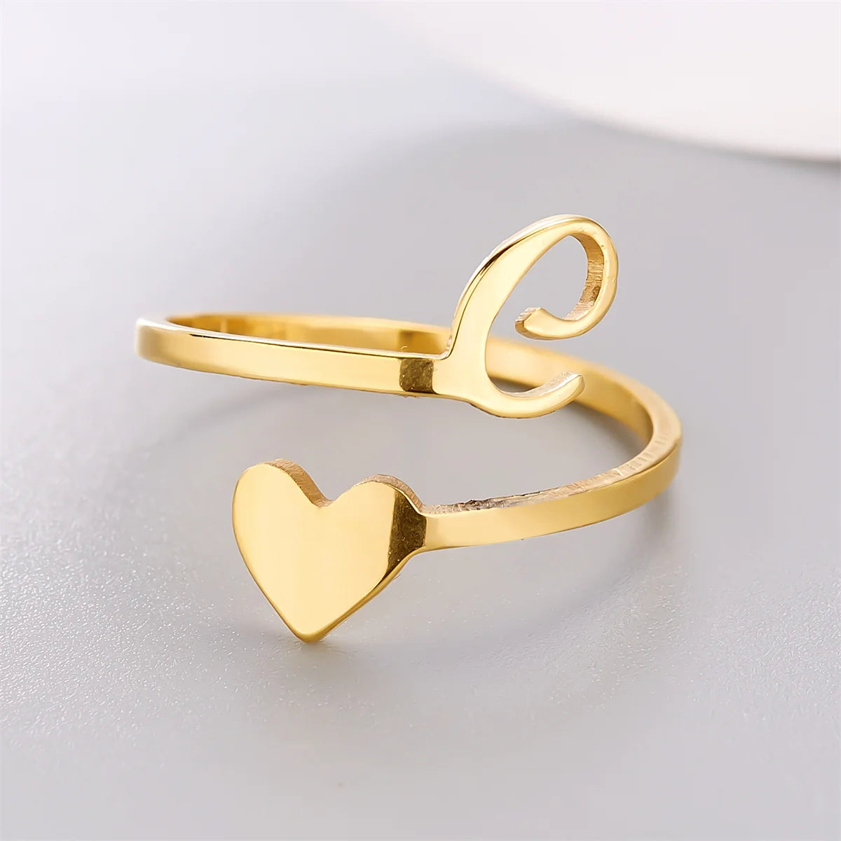 Bague Coeur Initiale Ajustable Lovélia™